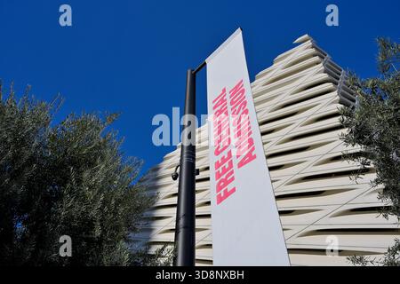 L'incredibile e ampio museo di arte moderna, Los Angeles, CALIFORNIA Foto Stock