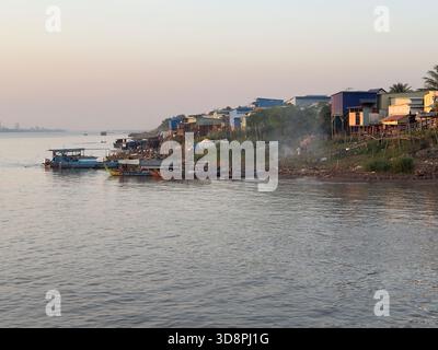 Tramonto su Phnom Penh Foto Stock