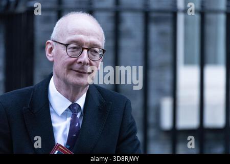 Londra, Regno Unito. 2 dicembre 2025. Pat ad una riunione di gabinetto al 10 di Downing Street, Londra. Crediti: Ian Davidson/Alamy Live News Foto Stock