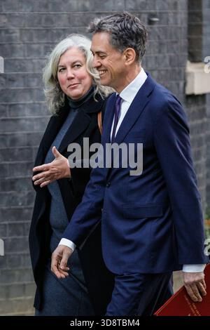 Londra, Regno Unito. 2 dicembre 2025. I ministri partecipano alla riunione del gabinetto di governo a Downing Street, Londra, Regno Unito Credit: Imageplotter/Alamy Live News Foto Stock