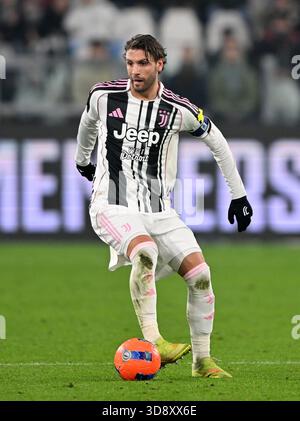 Manuel Locatelli della Juventus FC durante la partita di Coppa Italia tra Juventus FC e Udinese calcio all'Allianz Stadium il 2 dicembre 2025 a Torino. (Foto di Chris ricco) Foto Stock