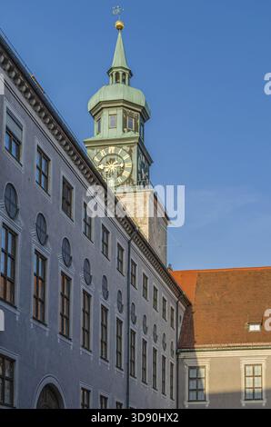 Dettaglio architettonico della Residenz nel centro di Monaco, Germania, ex palazzo reale dei monasteri Wittelsbach di Baviera Foto Stock