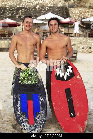 Ritratto di giovani mens - i surfisti Foto Stock