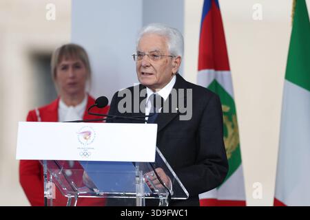 Roma, Italia. 5 dicembre 2025. Il presidente italiano Sergio Mattarella interviene durante la cerimonia di illuminazione del calderone dei Giochi Olimpici invernali Milano-Cortina 2026 al Palazzo del Quirinale di Roma, 5 dicembre 2025. Crediti: Li Jing/Xinhua/Alamy Live News Foto Stock
