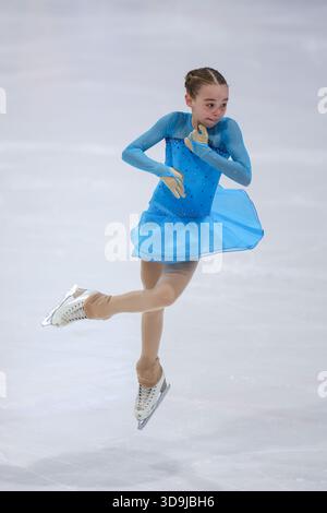 Zagabria, Croazia. 5 dicembre 2025. Anna Stepanchuk della Croazia si esibisce alla cerimonia di apertura del 2025 ISU Figure Skating CS Golden Spin di Zagabria al Velesajam Ice Rink il 5 dicembre 2025 a Zagabria, Croazia. Foto: Igor Kralj/PPIXSELL credito: Pixsell/Alamy Live News Foto Stock