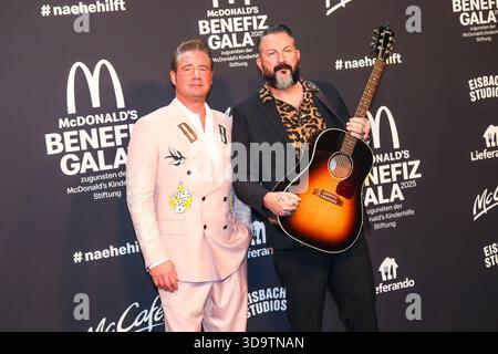 München, Germania. 6 dicembre 2025. München, 06.12.2025 Sasha bei der McDonald's Benefiz-Gala 2025 a München foto: Matthias Gränzdörfer credito: Mgfoto/Alamy Live News Foto Stock