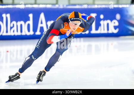 Heerenveen, Paesi Bassi. 7 dicembre 2025. HEERENVEEN, PAESI BASSI - 7 DICEMBRE: Merijn Scheperkamp dei Paesi Bassi durante la Coppa del mondo ISU Speed Skating 3 al Thialf il 7 dicembre 2025 a Heerenveen, Paesi Bassi (foto di Douwe Bijlsma/Orange Pictures) crediti: Orange Pics BV/Alamy Live News Foto Stock