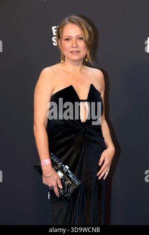 Nova Meierhenrich bei der 20. McDonald's Benefiz Gala zugunsten der McDonald's Kinderhilfe Stiftung nei den Eisbach Studios. München, 06.12.2025 *** Nova Meierhenrich al 20 McDonald's Benefit Gala in Aid of the McDonald's Childrens Aid Foundation presso gli Eisbach Studios di Monaco, 06 12 2025 foto:xAgenturxWehnertx/xGränzdörferx/xFuturexImagex mcdonalds 5348 Foto Stock