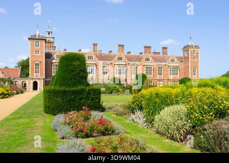 Blickling Hall Norfolk è una dimora signorile giacobina nella tenuta Blickling a Blickling vicino Aylsham Norfolk Inghilterra Regno Unito Europa Foto Stock