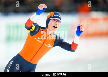 Heerenveen, Paesi Bassi. 7 dicembre 2025. HEERENVEEN, PAESI BASSI - 7 DICEMBRE: Femke Kok dei Paesi Bassi durante la Coppa del mondo ISU Speed Skating 3 al Thialf il 7 dicembre 2025 a Heerenveen, Paesi Bassi (foto di Douwe Bijlsma/Orange Pictures) crediti: Orange Pics BV/Alamy Live News Foto Stock