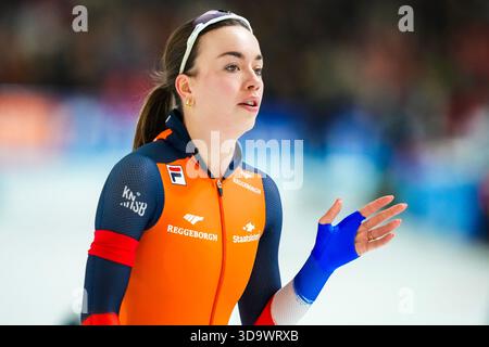 Heerenveen, Paesi Bassi. 7 dicembre 2025. HEERENVEEN, PAESI BASSI - 7 DICEMBRE: Marrit Fledderus dei Paesi Bassi durante la Coppa del mondo ISU Speed Skating 3 al Thialf il 7 dicembre 2025 a Heerenveen, Paesi Bassi (foto di Douwe Bijlsma/Orange Pictures) crediti: Orange Pics BV/Alamy Live News Foto Stock
