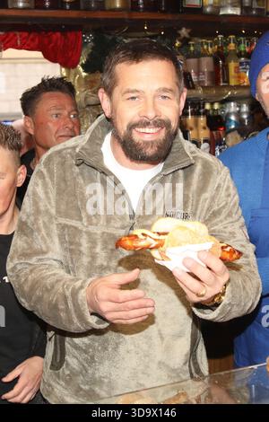 Berlino, Germania. 7 dicembre 2025. Berlino, 07.12.2025 Klaas Heufer-Umlauf beim Promi Charity Grillen bei ketchup 35 a Berlino foto: Matthias Gränzdörfer crediti: Mgfoto/Alamy Live News Foto Stock