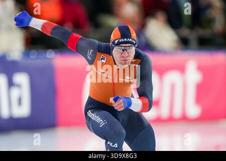 Heerenveen, Paesi Bassi. 7 dicembre 2025. HEERENVEEN, PAESI BASSI - 7 DICEMBRE: Stefan Westenbroek dei Paesi Bassi durante la Coppa del mondo ISU Speed Skating 3 al Thialf il 7 dicembre 2025 a Heerenveen, Paesi Bassi (foto di Andre Weening/Orange Pictures) crediti: Orange Pics BV/Alamy Live News Foto Stock