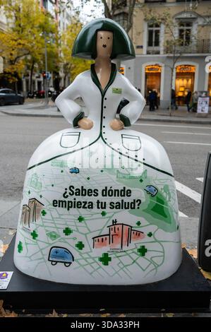 Madrid, Spagna. 7 dicembre 2025. Una scultura a forma di figure del pittore Velázquez Las Menina è visibile durante la mostra Meninas Madrid Gallery. Credito: SOPA Images Limited/Alamy Live News Foto Stock