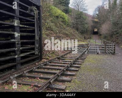 Auto d'epoca High Peak Junction e meccanismo originale di binari/avvolgimenti vicino all'Aquaduct Cottage e alla Leawood Pump House..Derrbyshire.Inghilterra.Regno Unito Foto Stock