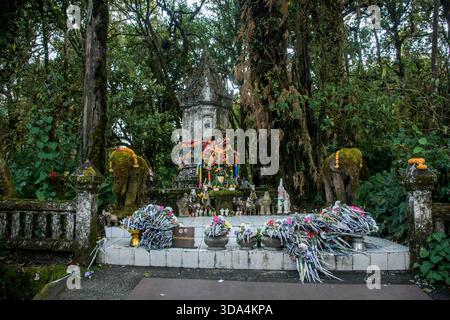 Santuario commemorativo di re Inthanon a Doi Inthanon Foto Stock