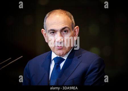 Nikol Paschinjan, Ministerpraesident der Republik Armenien. Berlino, 09.12.2025. Berlin Deutschland *** Nikol Pashinyan, primo Ministro della Repubblica di Armenia Berlino, 09 12 2025 Berlino Germania Copyright: XThomasxTrutschelx Foto Stock
