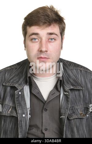 Ragazzo con giacca in denim isolata su sfondo bianco Foto Stock