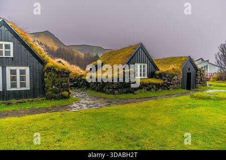 Skogar Turf Farm, Skogaar, Islanda - 11 ottobre 2025 Foto Stock