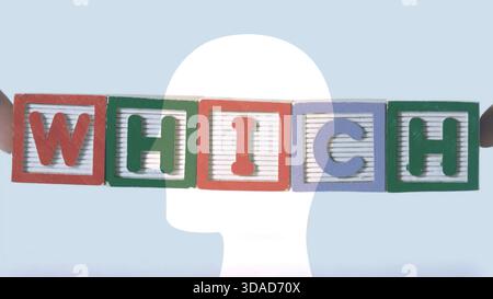 Ortografia di blocchi di lettere in legno CHE fluttuano sopra l'icona della testa in un design piatto, tema educativo Foto Stock