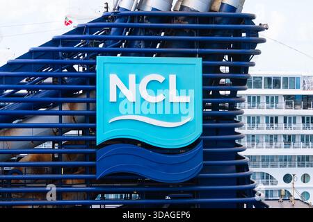 Nassau, Bahamas 26 maggio 2024: Nave da crociera norvegese attraccata a Nassau, porto delle Bahamas Foto Stock