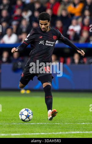 LEVERKUSEN, GERMANIA - 10 DICEMBRE: Malik Tillman (Bayer 04 Leverkusen, 10) durante la partita di UEFA Champions League tra Bayer Leverkusen e Newcastle United il giorno 6 alla BayArena il 10 dicembre 2025 a Leverkusen, Germania. Foto Stock