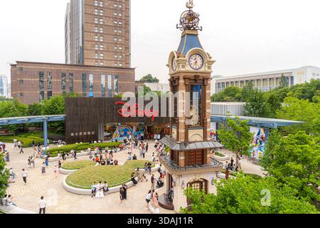 5 maggio 2025, Shanghai, Cina: Disney store a Pudong a Shanghai Foto Stock