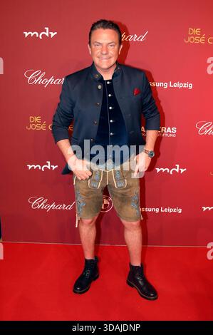 Stefan Mross bei der 31. JosÃ Carreras Gala 2025 a der Media City Lipsia. Lipsia, 10.12.2025 *** Stefan Mross al 31 JosÃ Carreras Gala 2025 nella Media City Lipsia, 10 12 2025 foto:xAgenturxWehnertx/xGränzdörferx/xFuturexImagex carreras 5232 Foto Stock