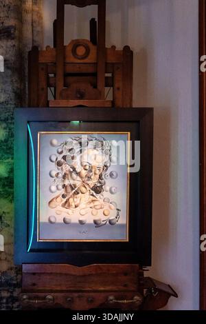 Salvador Dalí, "Galatea of ​​the Spheres", 1951, Teatro-Museo Dalí, Figueres, provincia di Girona, Catalogna, Spagna Foto Stock
