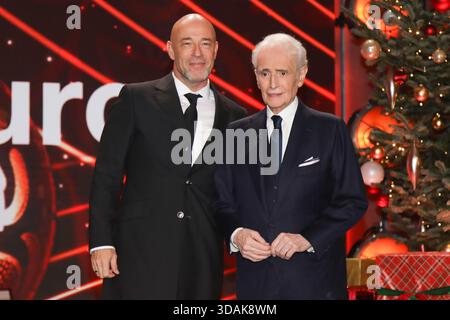 Der Graf von Unheilig und Jose Carreras bei der 31. José Carreras Gala a Lipsia foto: Matthias Gränzdörfer crediti: Mgfoto/Alamy Live News Foto Stock