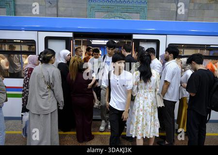 Il sistema di trasporto rapido della metropolitana di Tashkent, Tashkent, Uzbekistan Foto Stock