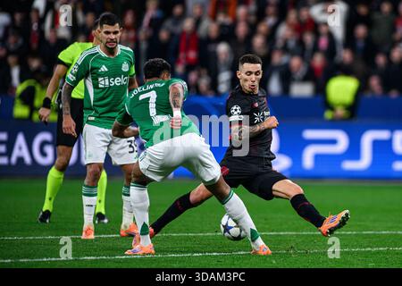 LEVERKUSEN, GERMANIA - 10 DICEMBRE 2025: - UEFA Champions League, match tra Bayer 04 Leverkusen e Newcastle United alla BayArena. Foto Stock