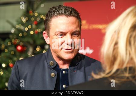 Stefan Mross bei der 31. José Carreras Gala a Lipsia foto: Matthias Gränzdörfer Foto Stock