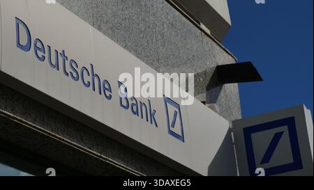 Una filiale della Deutsche Bank a Los Cristianos, Tenerife Foto Stock