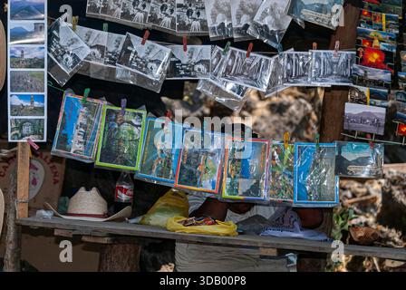 Souvenir nella chiesa antica di San Juan Parangaricutiro, Michoacán, Messico Foto Stock