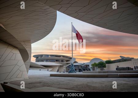 Doha, Qatar - 10 dicembre 2025: Il Museo Nazionale del Qatar Foto Stock
