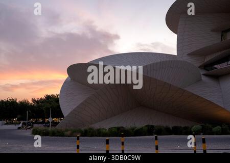 Doha, Qatar - 10 dicembre 2025: Il Museo Nazionale del Qatar Foto Stock