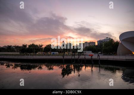 Doha, Qatar - 10 dicembre 2025: Il Museo Nazionale del Qatar Foto Stock