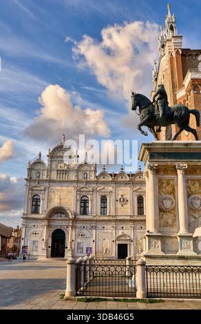 Ospedale Santi Giovanni e Paolo - Museo di anatomia patologica, Statua di Bartolomeo Colleoni, campo dei Santi Giovanni e Paolo, Venezia, Venezia, Ven Foto Stock