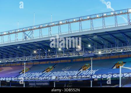 REGNO UNITO. 13 dicembre 2025. LIVERPOOL, INGHILTERRA - 13 dicembre: Benvenuti al Goodison Park nello stand. Barclays Women's Super League match tra Everton FC Women e Arsenal FC Women al Goodison Park il 13 dicembre 2025. ( Credito: James Giblin/Alamy Live News Foto Stock