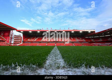 Vista generale all'interno del City Ground davanti alla partita di Premier League tra Nottingham Forest e Tottenham Hotspur al City Ground di Nottingham domenica 14 dicembre 2025. (Foto: Jon Hobley | notizie mi) Foto Stock