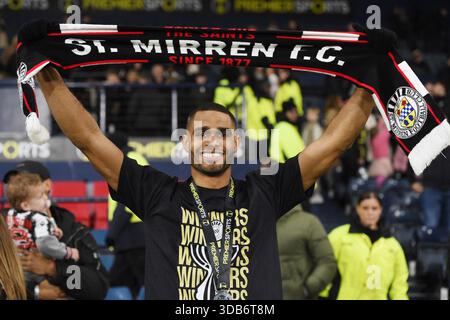 Glasgow, Regno Unito. 14 dicembre 2025. Barclays, Hampden Park. Glasgow Scozia Regno Unito 14 dicembre 25 Premier Sports Cup Final . St Mirren contro Celtic . Mikael Mandron di San Mirren: eric mccowat/Alamy Live News Foto Stock