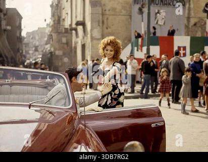 MARRIAGE ITALIAN STYLE 1964 produzione Interfilm con Sophia Loren e Marcello Mastroianni Foto Stock