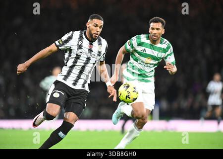 Glasgow, Regno Unito. 14 dicembre 2025. Barclays, Hampden Park. Glasgow Scozia Regno Unito 14 dicembre 25 Premier Sports Cup Final . St Mirren contro Celtic . Crediti: eric mccowat/Alamy Live News Foto Stock