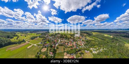Veduta aerea della regione intorno a Haimendorf, un distretto di Roethenbach sul fiume Pegnitz nella Franconia media Foto Stock