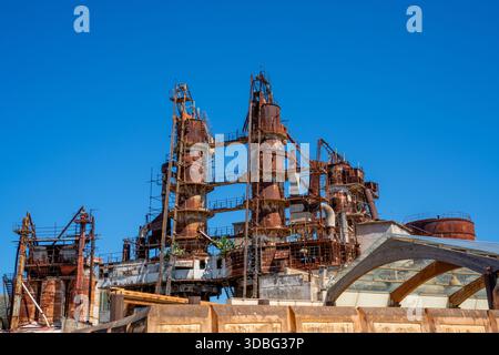 Rovina di una fabbrica di cemento Foto Stock