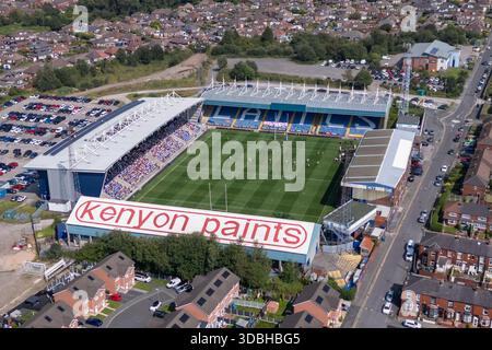 Vista aerea del Boundary Park, sede dell'Oldham Athletic Football Club, Oldham, Greater Manchester, Regno Unito. Foto Stock