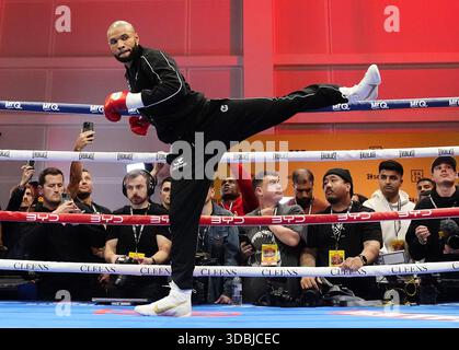 PA SPORT FOTO DELL'ANNO 2025. Foto del file datata 12-11-2025 di Chris Eubank Jr. Durante un allenamento aperto al Pelligon, Londra. Chris Eubank Jr e Conor Benn si scontreranno di nuovo sabato 15 novembre allo stadio Tottenham Hotspur di Londra. Data di pubblicazione: Mercoledì 17 dicembre 2025.. Foto Stock