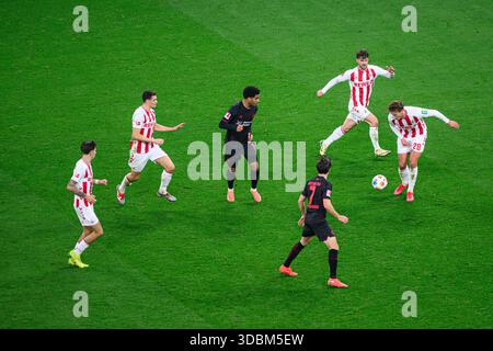 LEVERKUSEN, GERMANIA - 13 DICEMBRE 2025: - Bundesliga match Bayer 04 Leverkusen vs 1.FC Koeln al BayArena. Foto Stock