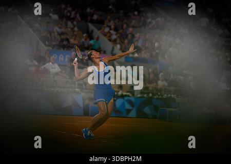 PARIGI, FRANCIA - 31 LUGLIO 2024: - Marta Kostyuk (UKR) contro donna Vekic (CRO) - quarti di finale di singolare femminile, Tennis, Giochi Olimpici Parigi 2024. Alla Rolan Foto Stock